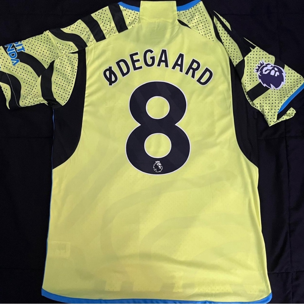 Odegaard #8 Arsenal Large Small Jersey Neon Yellow blue